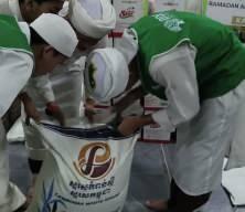 İDDEF Ramazan&rsquo;da binlerce ailenin y&uuml;z&uuml;n&uuml; g&uuml;ld&uuml;rd&uuml;