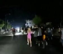 ABD'nin yaptırımları ile m&uuml;cadele eden K&uuml;ba yine karanlığa g&ouml;m&uuml;ld&uuml;...