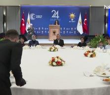 AK Parti Genel Başkan Yardımcısı Kaya, "&Ccedil;ocuk G&uuml;lerse D&uuml;nya G&uuml;ler İftar Programı"nda konuştu