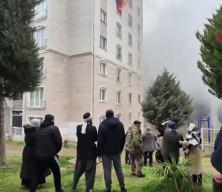 Bursa'da 8 katlı apartmanda yangın &ccedil;ıktı!