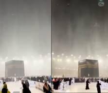 Ramazanın son g&uuml;n&uuml; Kabe'de yağmur altında dua ediliyor