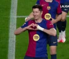 S&uuml;per Lig&rsquo;in devleri Lewandowski transferinde yarışıyor: &Ouml;ne &ccedil;ıkan taraf a&ccedil;ıklandı