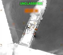 Washington'un "G&uuml;venlik" bahanesi: ABD H&uuml;rm&uuml;z'de İran gemilerini bombaladı