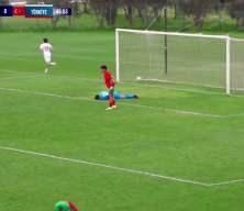 16'lık T&uuml;rk yıldız milli ma&ccedil;a damga vurdu! 