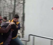 Adana trafikte dehşet yaşatan baba-oğula 363 bin TL ceza kesildi! 