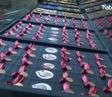 Altın d&uuml;şt&uuml;, piyasada bulunmaz oldu