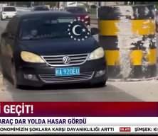 &Ccedil;in'de daraltılan yollar s&uuml;r&uuml;c&uuml;lerin kabusu oldu: L&uuml;ks ara&ccedil;lar hasar aldı