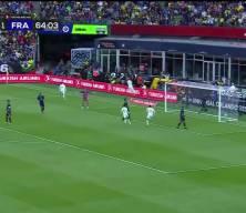 Ederson Moraes'e &uuml;lkesinde tepkiler &ccedil;ığ gibi! Ortalığı karıştırdı