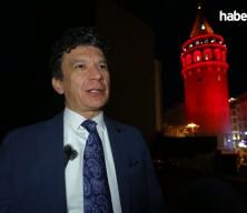 Galata Kulesi'nde anlamlı anlar: Kırmızı ışıkla aydınlatıldı!