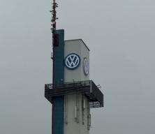 Volkswagen İsrail i&ccedil;in silah &uuml;retecek! Uzmanlardan uyarı geldi