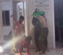 İsrailli askerlerin soykırımın eski başkan da "su&ccedil; işleniyor" diyerek tepki g&ouml;sterdi