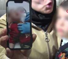 İzmir&rsquo;de parkta 2 yaşındaki &ccedil;ocuğa bı&ccedil;akla saldıran ş&uuml;pheli tutuklandı