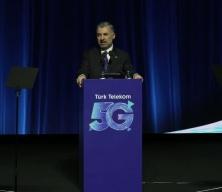 T&uuml;rk Telekom 5G ile g&ouml;vde g&ouml;sterisinde bulundu! Sefo ile M&uuml;sl&uuml;m G&uuml;rses'le d&uuml;eti mest etti...