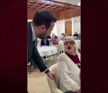 AK Parti İstanbul Başkanı Abdullah &Ouml;zdemir  yaşlı Bakım ve rehabilitasyon Merkezi'ni ziyaret etti.