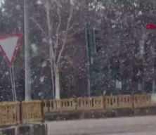 Erzurum&rsquo;a beklenmedik kar yağışı