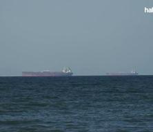 İran basını: İsrail&rsquo;in L&uuml;bnan'a saldırması nedeniyle H&uuml;rm&uuml;z Boğazı'ndan ge&ccedil;işler durduruldu