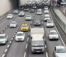 İstanbul'da Anadolu Yakası'ndaki trafik yoğunluğu y&uuml;zde 83'e y&uuml;kseldi