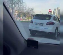 K&uuml;&ccedil;&uuml;k&ccedil;ekmece&rsquo;de trafik tartışmasında s&uuml;r&uuml;c&uuml;ye 180 bin lira ceza