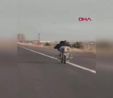 Motosiklet &uuml;zerindeki akrobatik harekete rekor ceza!