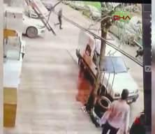 Sultangazi'de zihinsel engelli ve annesine sopalı saldırı