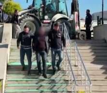 &Uuml;niversite &ouml;ğrencisine taciz mesajları atan CHP'li y&ouml;netici tutuklandı