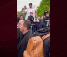 Emirhan'dan b&uuml;y&uuml;k fedakarlık! Takımını yalnız bırakmadı