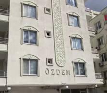 Batman'da gen&ccedil; &ouml;ğretmen evinde &ouml;l&uuml; bulundu!