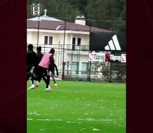 Beşiktaş, Cengiz &Uuml;nder i&ccedil;in Fenerbah&ccedil;e g&ouml;r&uuml;şmelere başlıyor