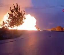 Pakistan'da şiddetli patlama! &Ccedil;ok sayıda &ouml;l&uuml; ve yaralı var