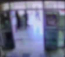 Şanlıurfa'da okula girip rastgele ateş a&ccedil;tı; o anlar g&uuml;venlik kamerasında