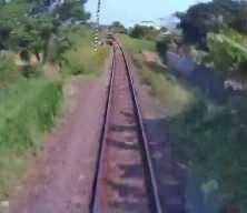  Vietnam'da feci tren kazası: 10 yaşındaki &ccedil;ocuk feci şekilde can verdi