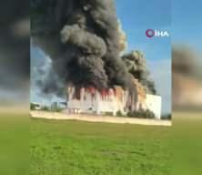 Antalya&rsquo;da patates tesisinde yangın: patlamalar paniğe neden oldu