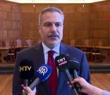 Bakan Fidan'dan İngiltere&rsquo;de kritik mesajlar: Von der Leyen'in a&ccedil;ıklamaları talihsizdi