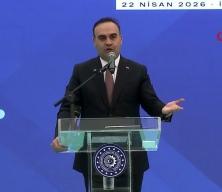 Bakan Kacır festivalde m&uuml;jdeyi duyurdu