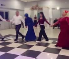 Bursa'da akılalmaz iddia: Eşinin takılarını &ccedil;alıp d&uuml;ğ&uuml;n yaptı