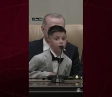 Cumhurbaşkanı Erdoğan'ı g&ouml;r&uuml;nce g&ouml;zyaşlarını tutamayan Mutlucan duygularını anlattı