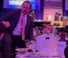 Beyaz Saray'daki yemek programında silahlı saldırı sırasındaki panik anları