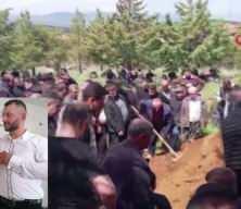 D&uuml;ğ&uuml;nleri olacağı g&uuml;n evde &ouml;len &ccedil;ift toprağa verildi! 