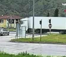 Feci kaza kamerada! Annesinin kucağında fırlayan bebek hayatını kaybetti