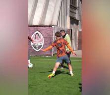 UEFA Arda Turan ve Shakhtar Donetsk'e cezayı kesti