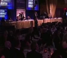 Washington'da panik gecesi: Trump'ın katıldığı yemekte silah sesleri