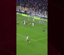 Fenerbah&ccedil;e'nin sağ kanat oyuncusu Dorgeles Nene'de, sporcu fıtığı tespit edildi.
