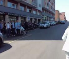  İtalya Başbakanı Meloni &ccedil;ocukluğunu ge&ccedil;irdiği mahallede eski komşusuyla hasret giderdi