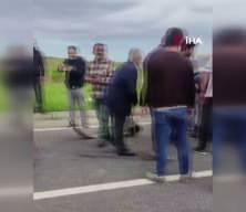 Mardin&rsquo;de minib&uuml;s ile otomobil &ccedil;arpıştı: 2 yaralı  Midyat