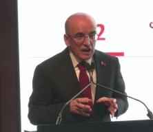 Şimşek&rsquo;ten yatırımcıya m&uuml;jde: 20 yıllık vergi avantajı geliy