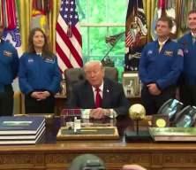 Trump: Y&uuml;zde 25 g&uuml;mr&uuml;k vergisi getireceğim