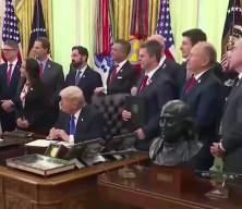 Trump'tan ABD ile Kanada arasındaki petrol boru hattı projesine izin