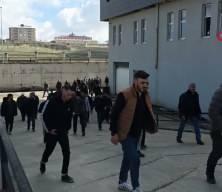 Van'da başıboş sokak k&ouml;pekleri &ccedil;ocuklara saldırdı: 5 yaşındaki Hamza &ouml;ld&uuml;