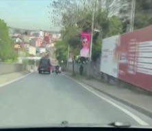 Sarıyer'de minib&uuml;s&uuml;n sıkıştırdığı motosikletli ref&uuml;je &ccedil;arpıp d&uuml;şt&uuml;