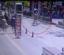 Antalya&rsquo;da yaya ge&ccedil;idinde kaza: Alman turistin ayağı otomobil tarafından ezildi